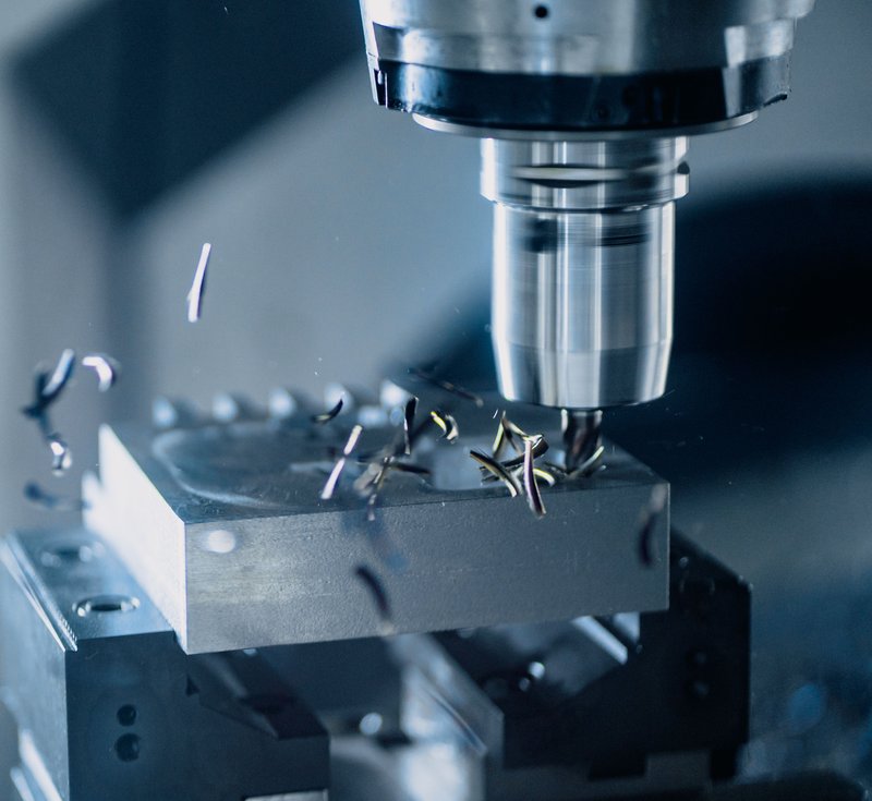 JingZhan Mould Technology workshop and precision manufacturing facility