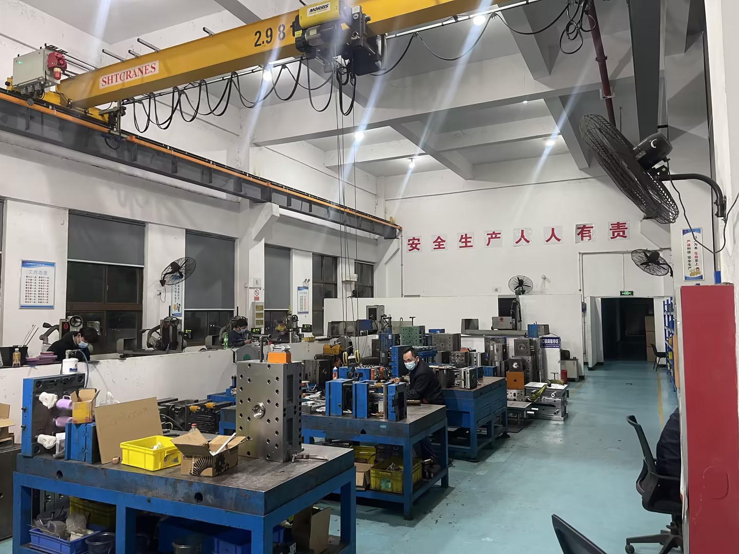 JingZhan mould assembly and toolmaking workshop