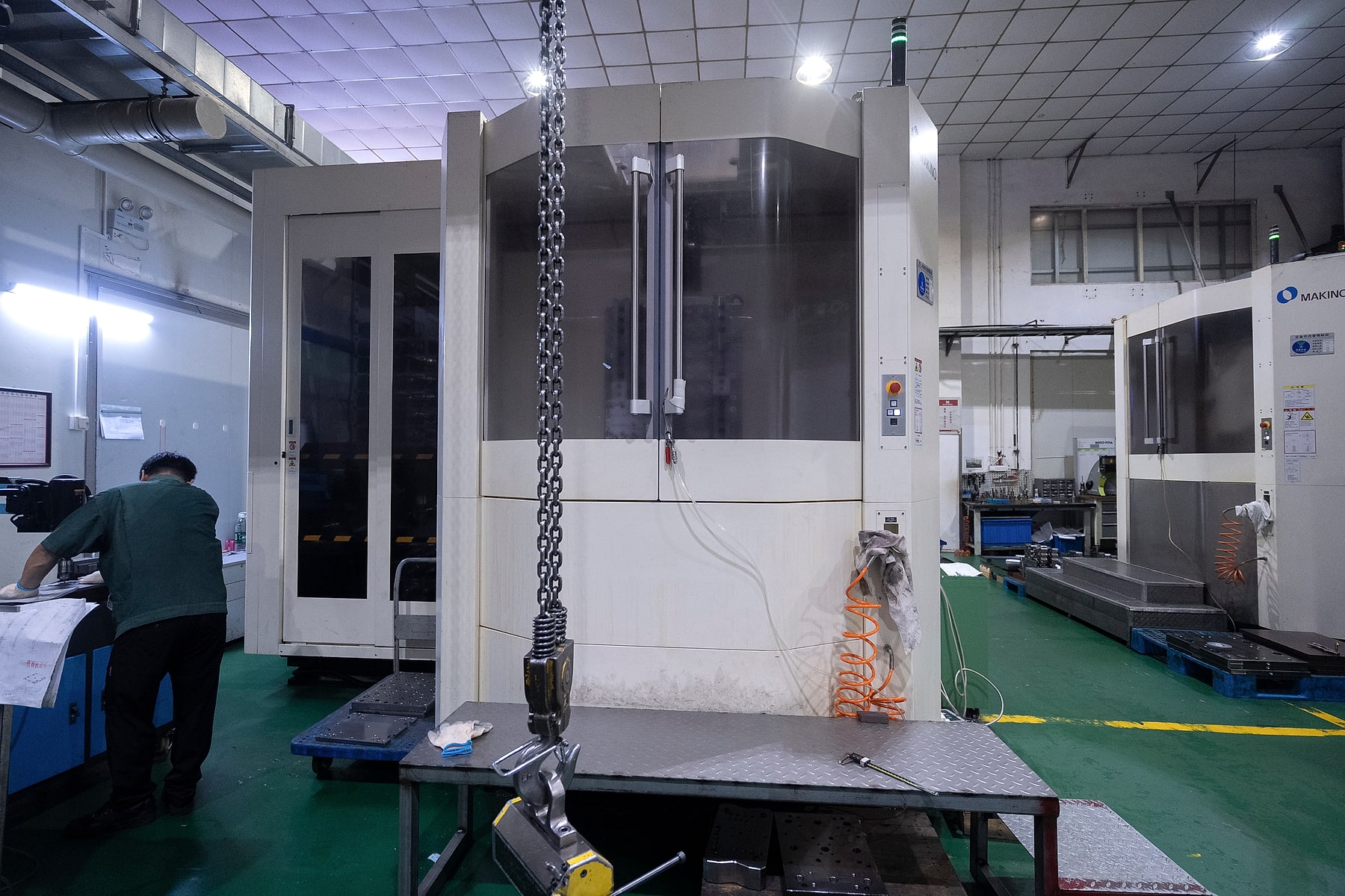 Machining of precision mould components at JingZhan